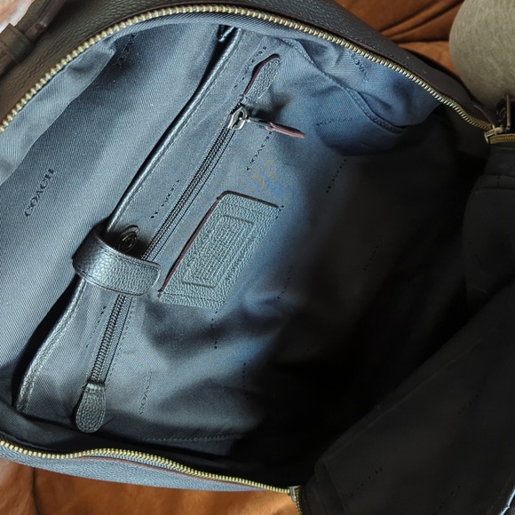 Coach Metro Soft Backpack L - Picture 4 of 6